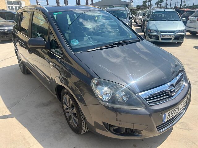 OPEL ZAFIRA 111 JAHRA 1.8 SPANISH LHD IN SPAIN 129000 MILES SUPERB 7 SEATS 2010